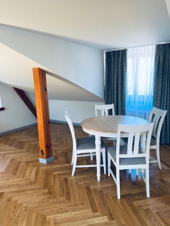 Roze Republikas Apartments Liepāja Exteriör bild